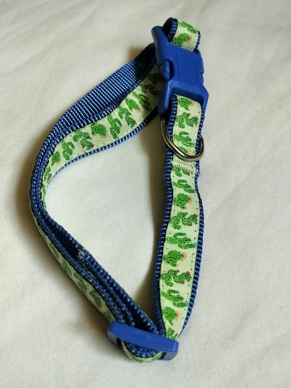 JoJo modern pets durable blue